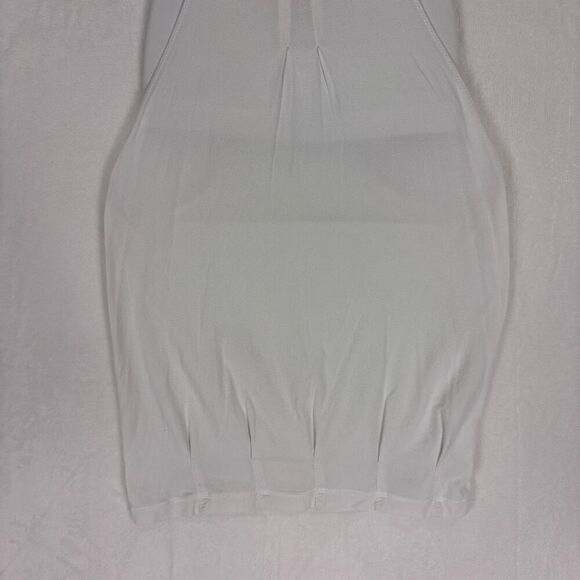 Lululemon White Racerback Tank Top with Built In Sports Bra Size 8 - Picture 3 of 10
